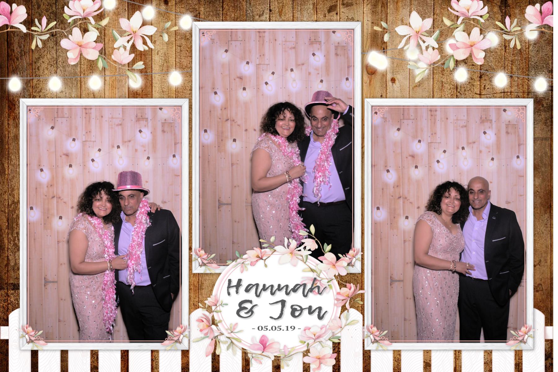Hannah and Jon | View more photos from the event at gallery.blissbooth.co.uk/u/BlissBooth/Hannah-and-Jon